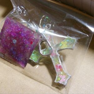 Cross & pyramid set keychains